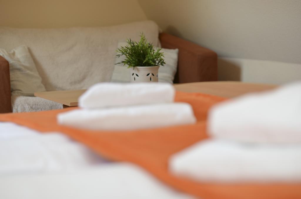 Hotel Paradies เตปลิตเซ ภายนอก รูปภาพ